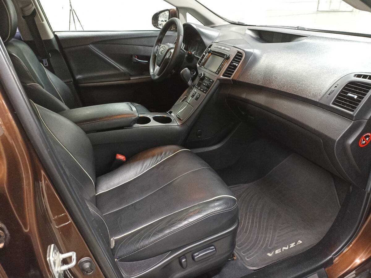 Toyota Venza 2013 года с пробегом. Фото: #10