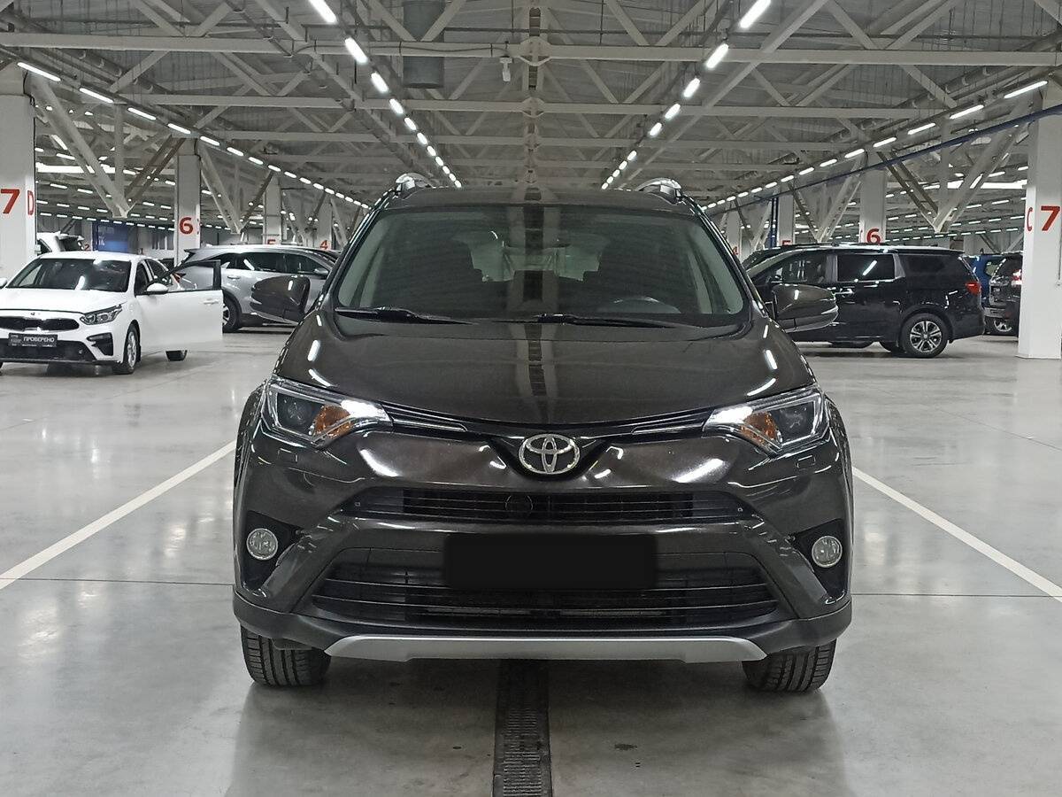 Toyota RAV4 2016 года с пробегом. Фото: #1