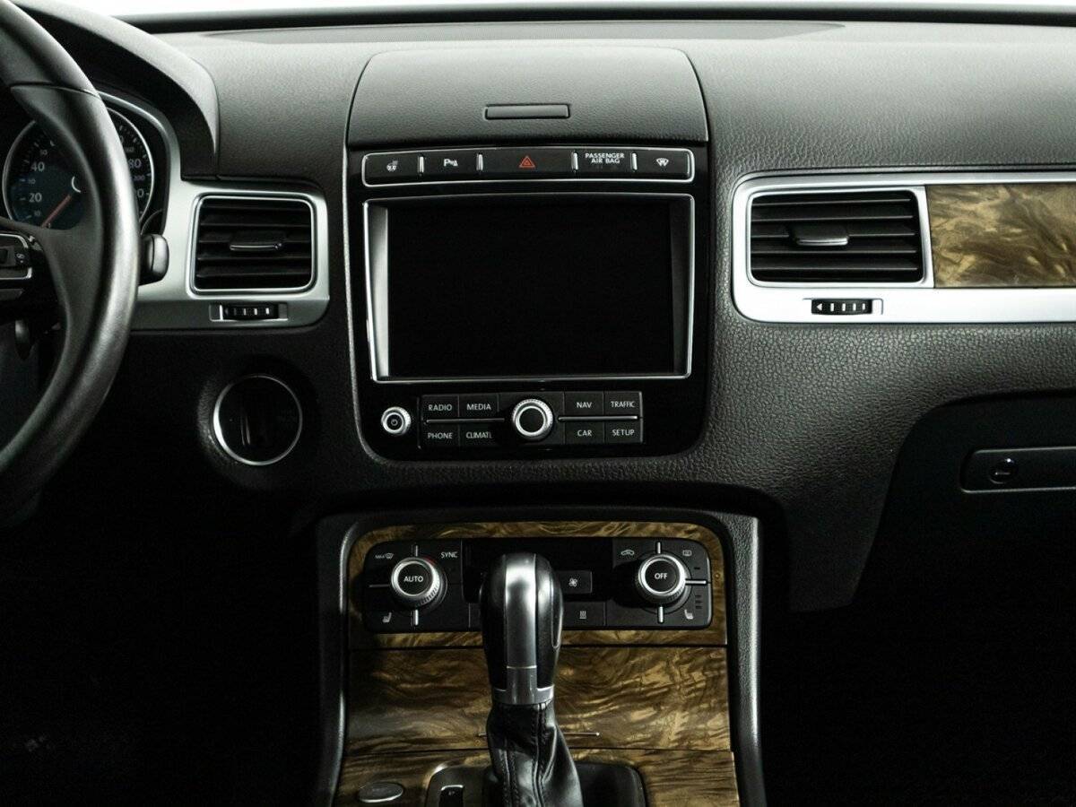 Volkswagen Touareg 2015 года с пробегом. Фото: #13