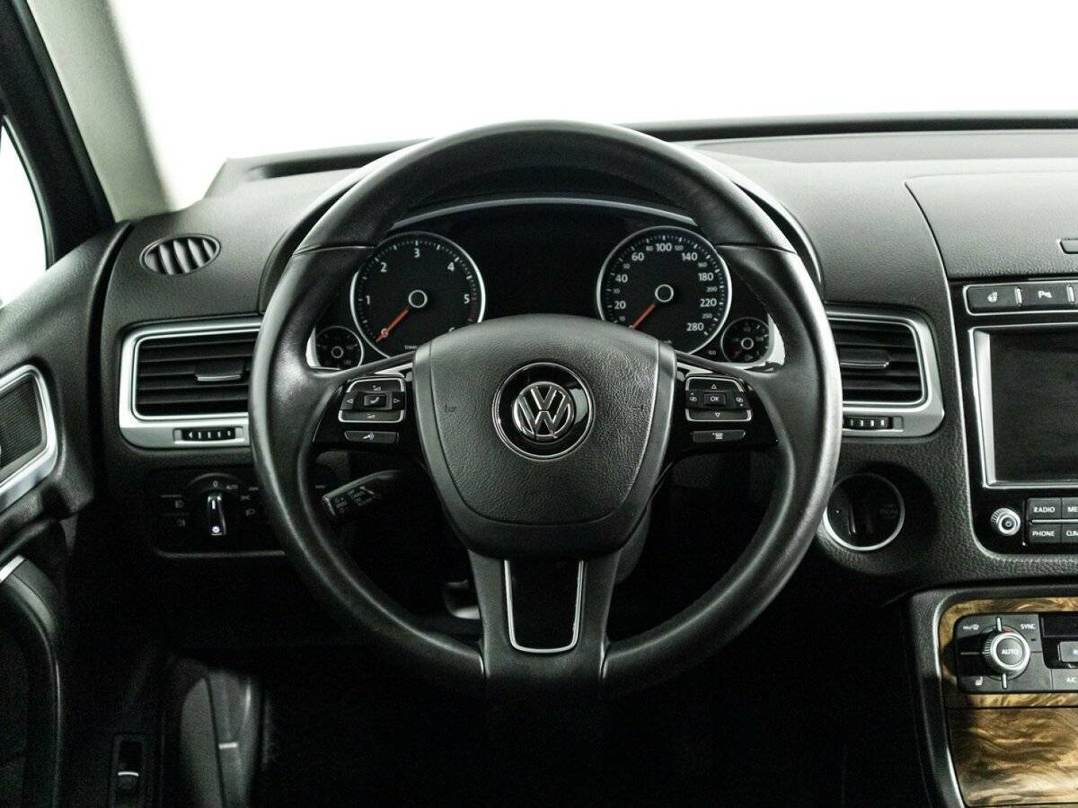 Volkswagen Touareg 2015 года с пробегом. Фото: #22