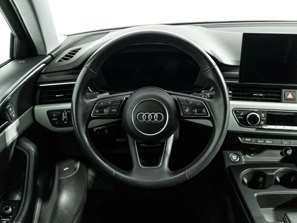 Audi A4 2020 года с пробегом. Фото: #19