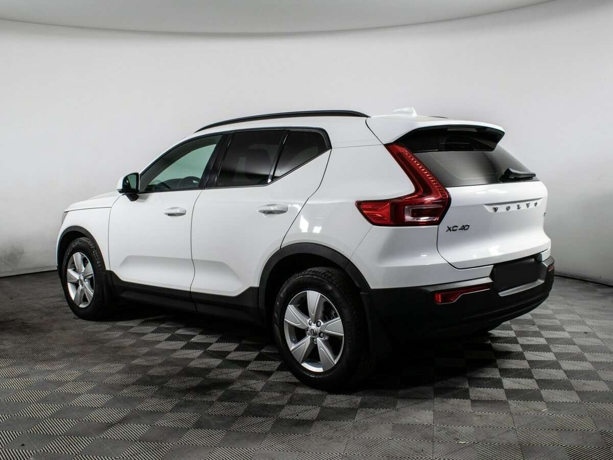 Volvo XC40 2020 года с пробегом. Фото: #3