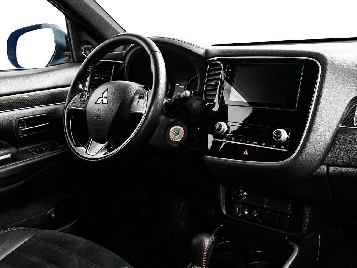 Mitsubishi Outlander 2020 года с пробегом. Фото: #7