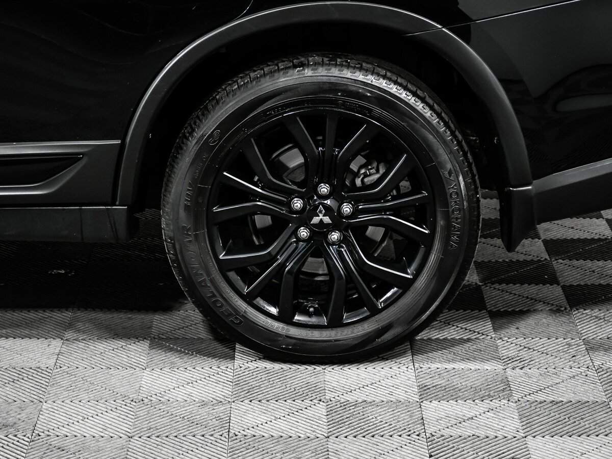 Mitsubishi Outlander 2020 года с пробегом. Фото: #13