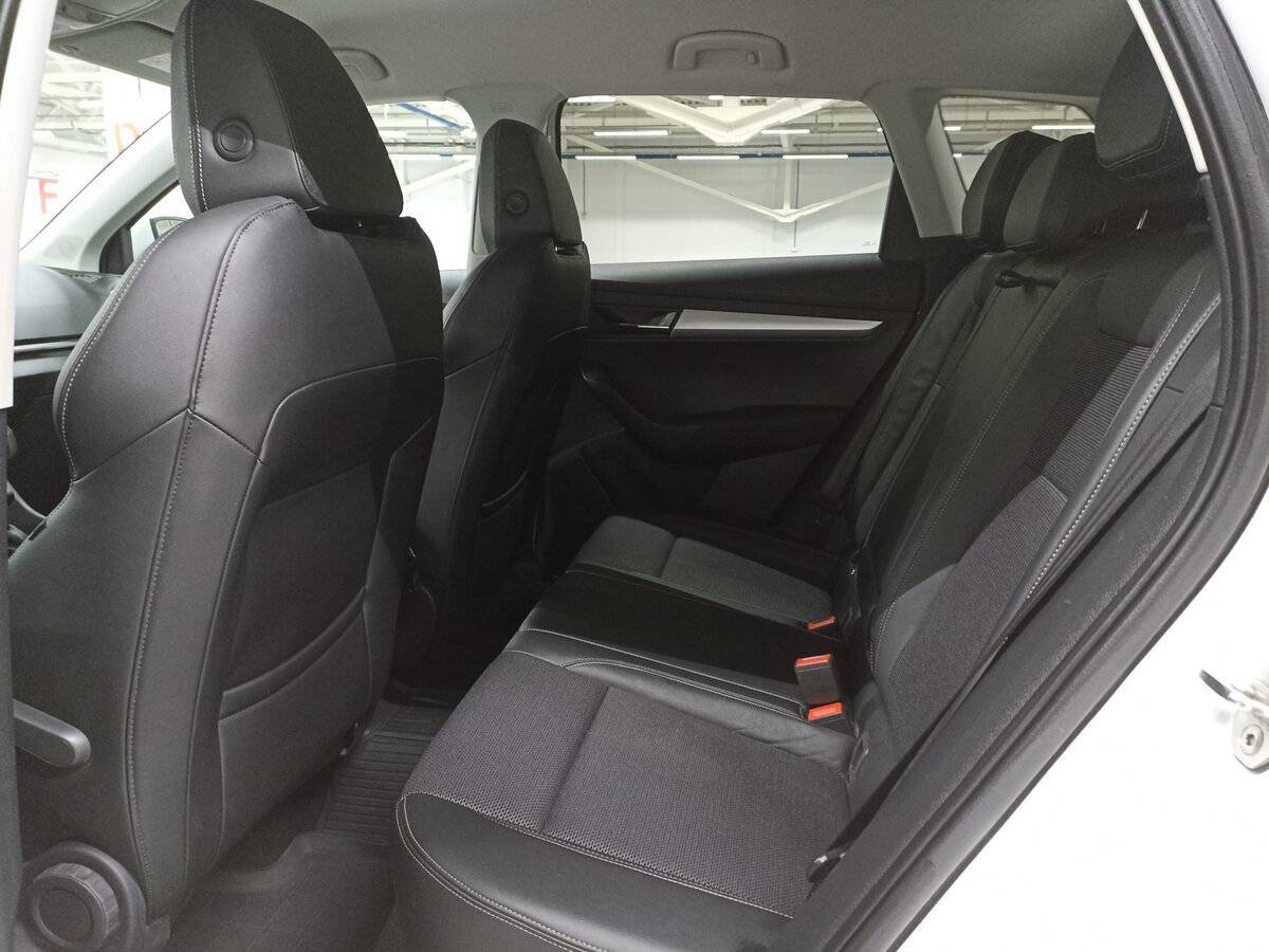 Skoda Karoq 2021 года с пробегом. Фото: #11