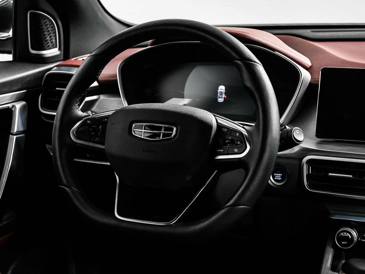 Geely Coolray 2023 года с пробегом. Фото: #11