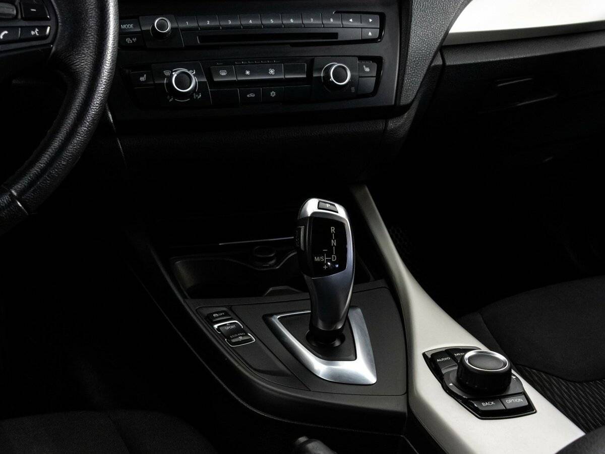 BMW 1 серии 2012 года с пробегом. Фото: #11