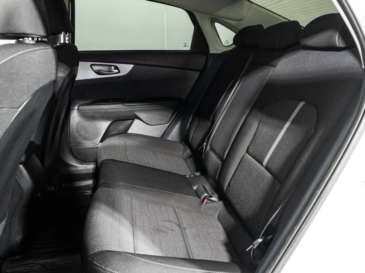 Kia Cerato 2021 года с пробегом. Фото: #9
