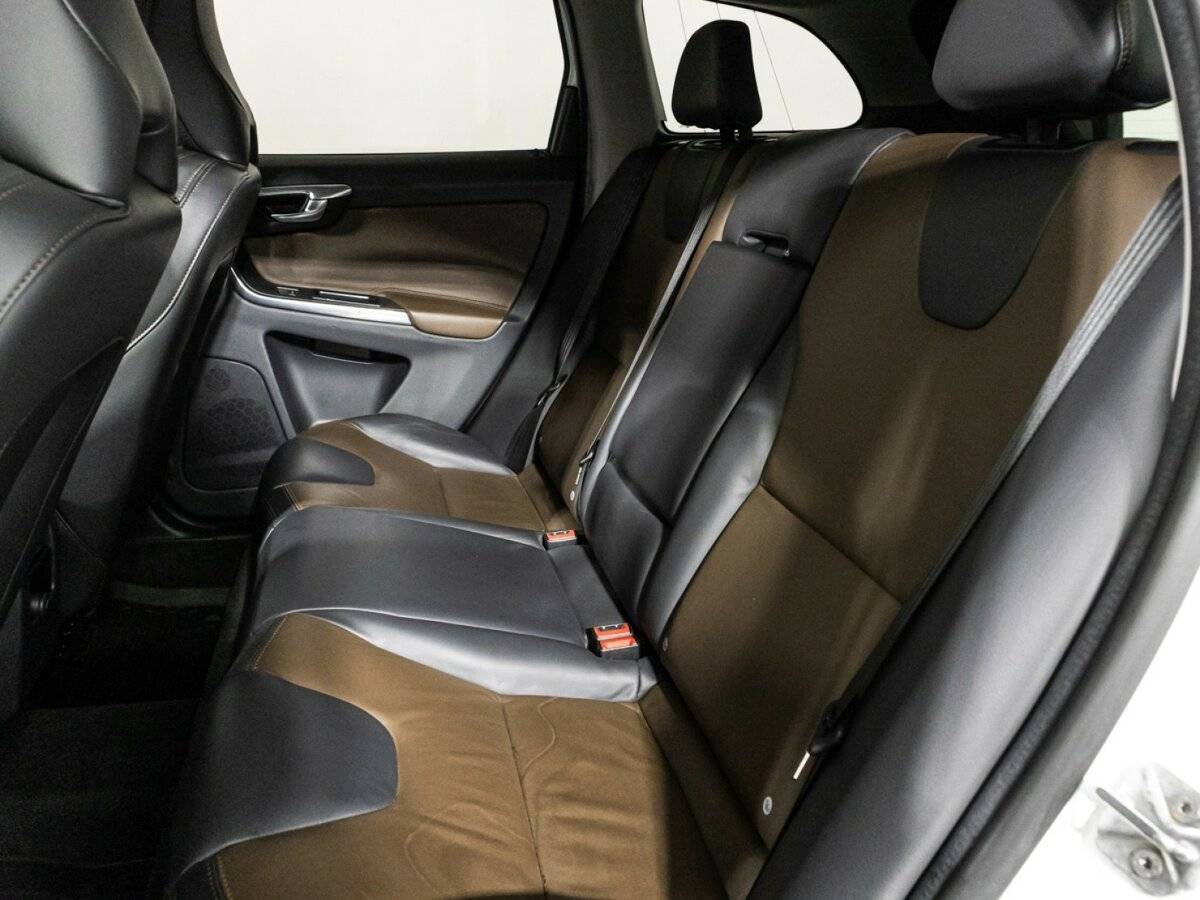 Volvo XC60 2014 года с пробегом. Фото: #10