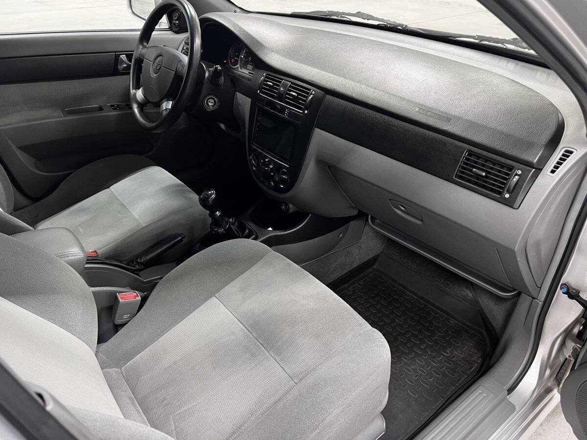 Б/У Дэу Гентра 2013 года. Фото: #10