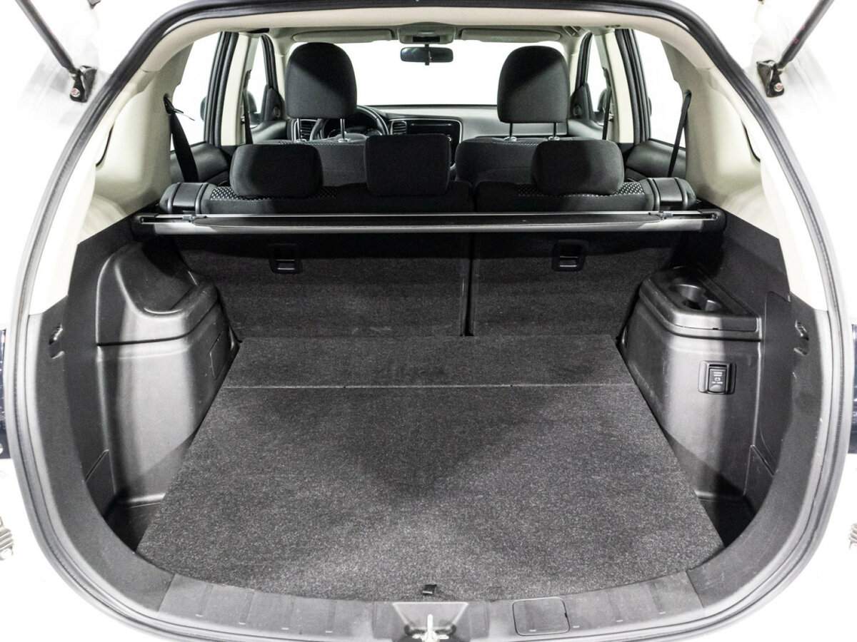 Mitsubishi Outlander 2022 года с пробегом. Фото: #14