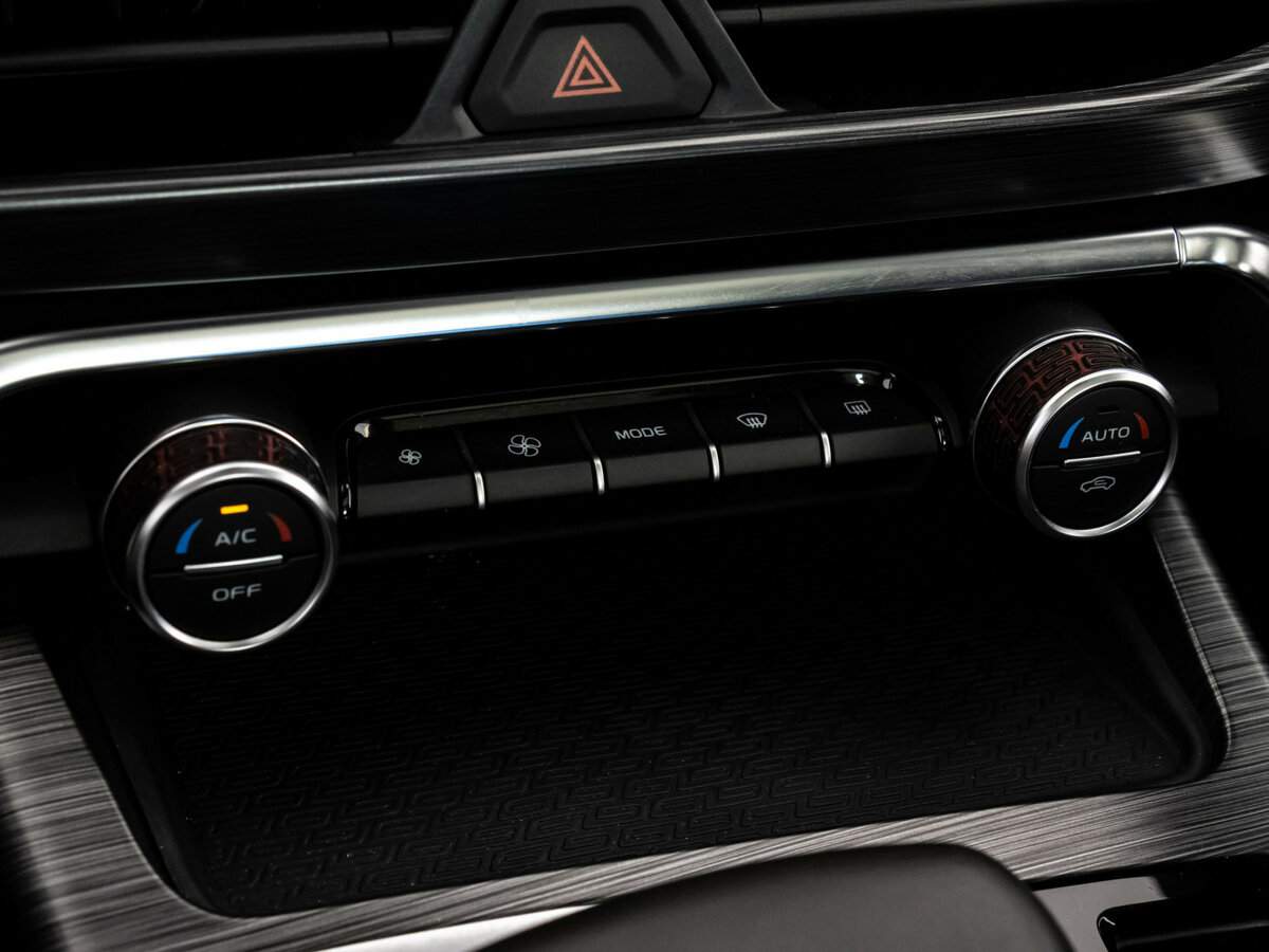 Geely Tugella 2021 года с пробегом. Фото: #19