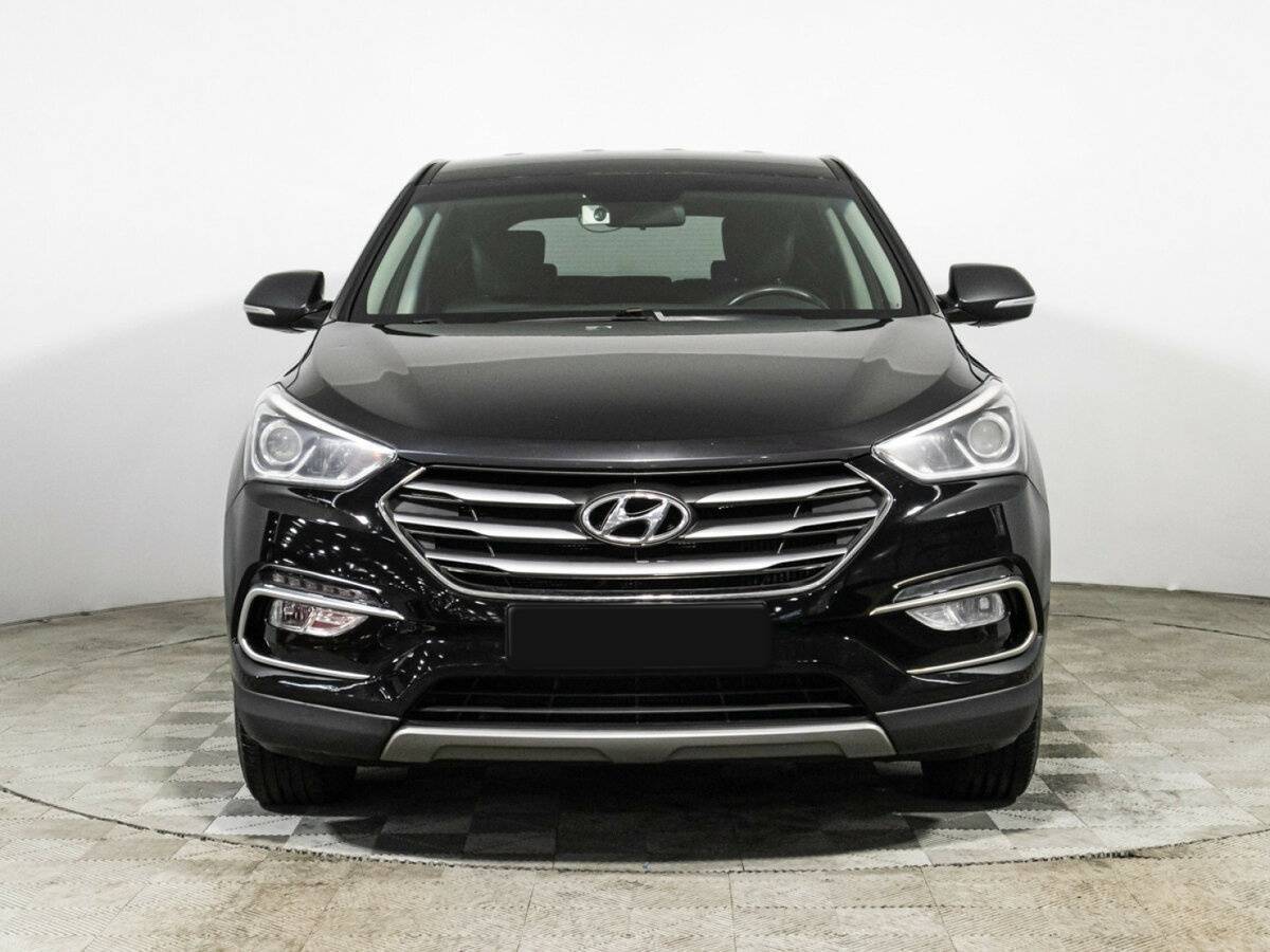 Hyundai Santa Fe 2017 года с пробегом. Фото: #1