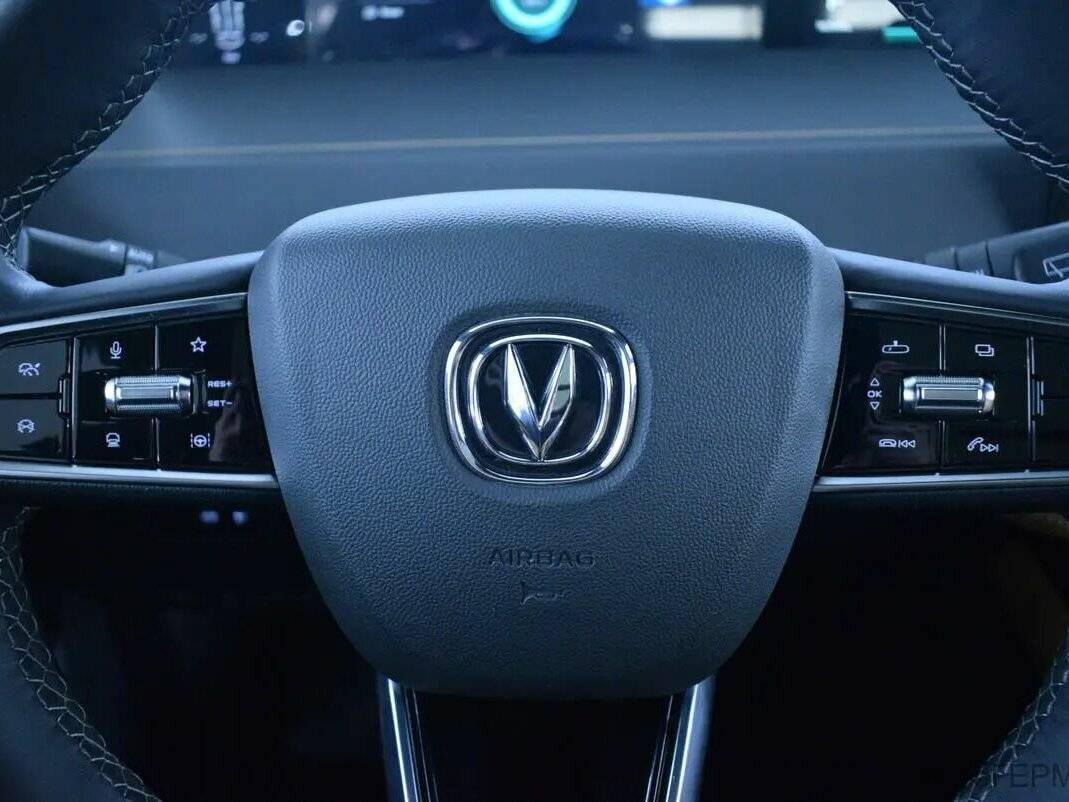 Changan UNI-K 2024 года с пробегом. Фото: #9