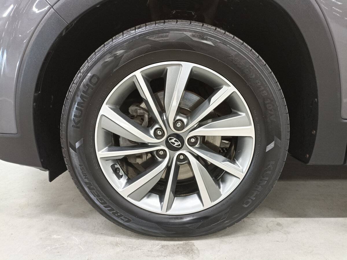Hyundai Santa Fe 2019 года с пробегом. Фото: #17