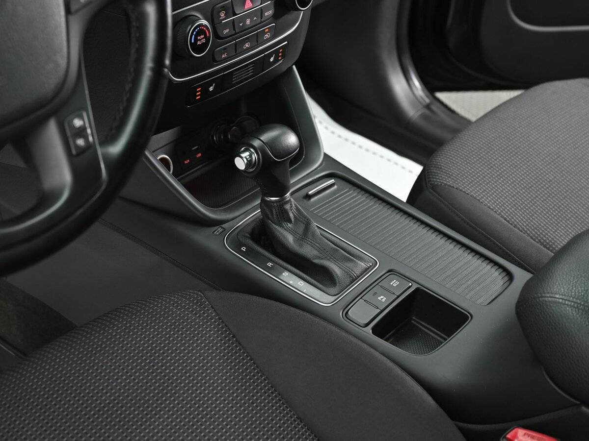 Kia Sorento 2015 года с пробегом. Фото: #12