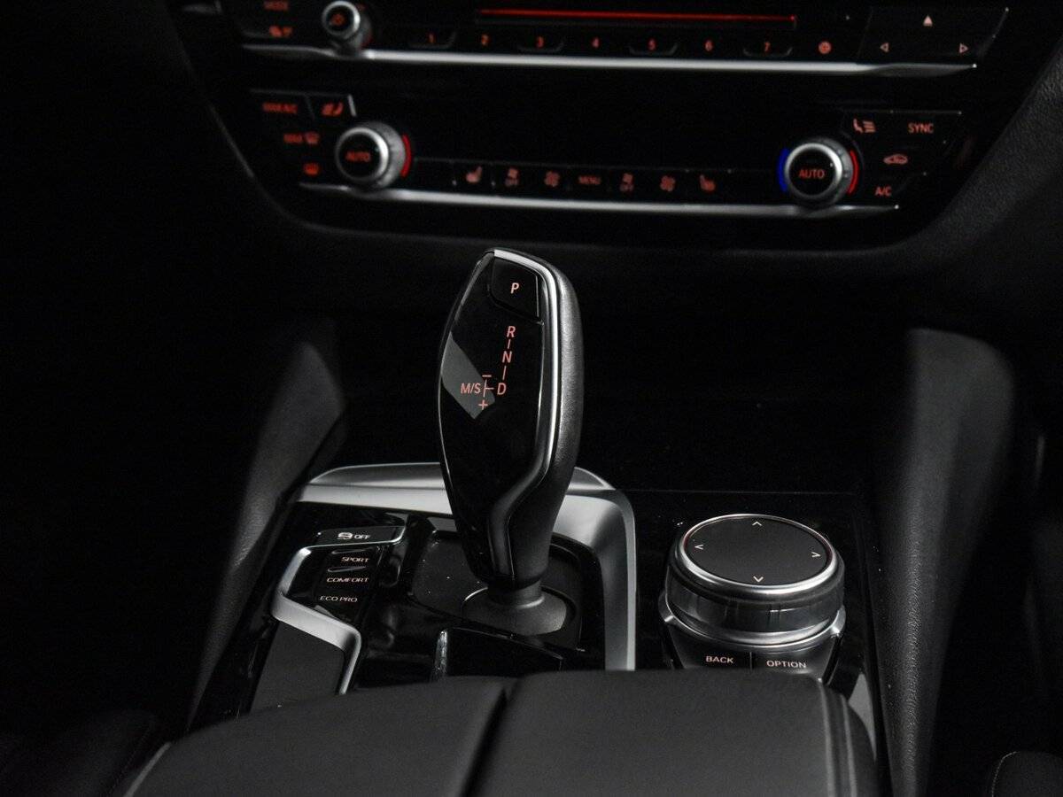 BMW 5 серии 2017 года с пробегом. Фото: #17