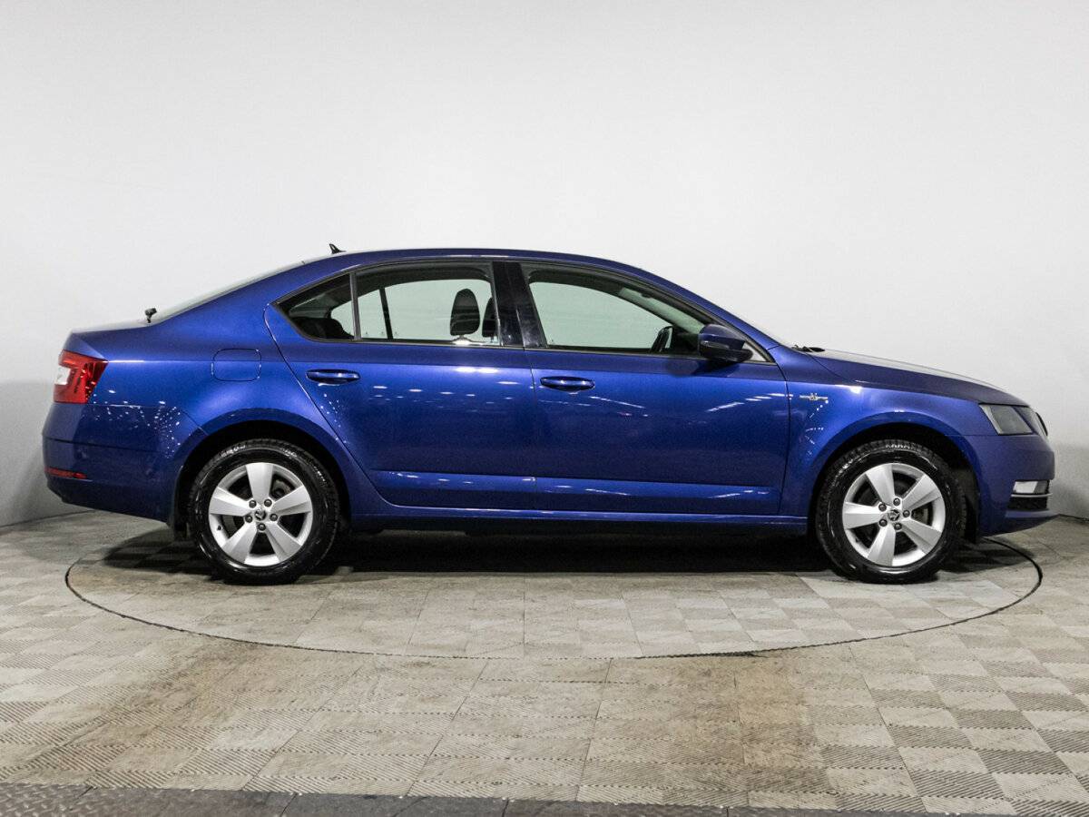 Skoda Octavia 2019 года с пробегом. Фото: #3