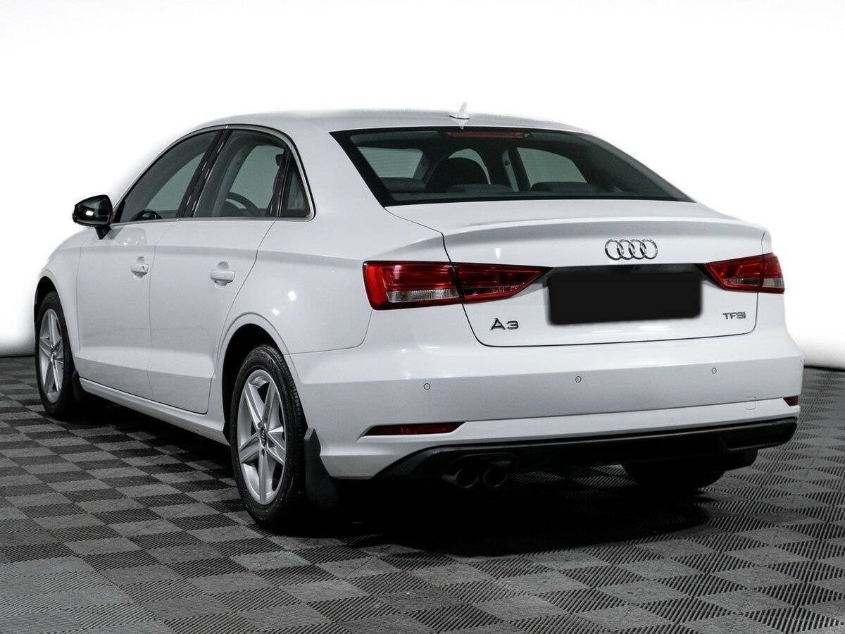 Audi A3 2017 года с пробегом. Фото: #6