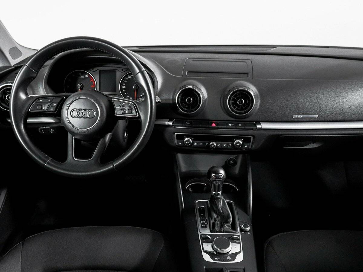 Audi A3 2017 года с пробегом. Фото: #11