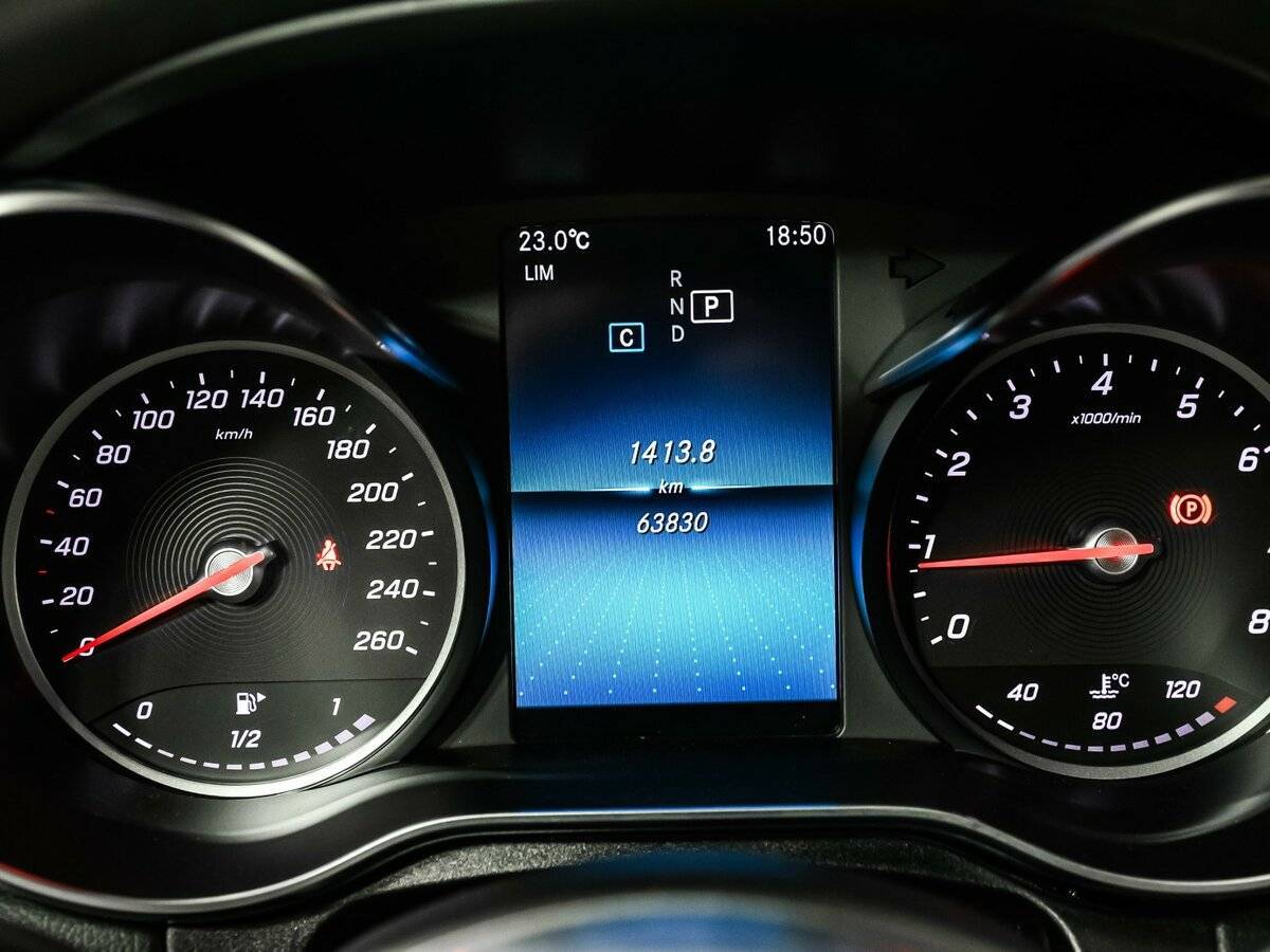 Mercedes-Benz C-Класс 2018 года с пробегом. Фото: #9