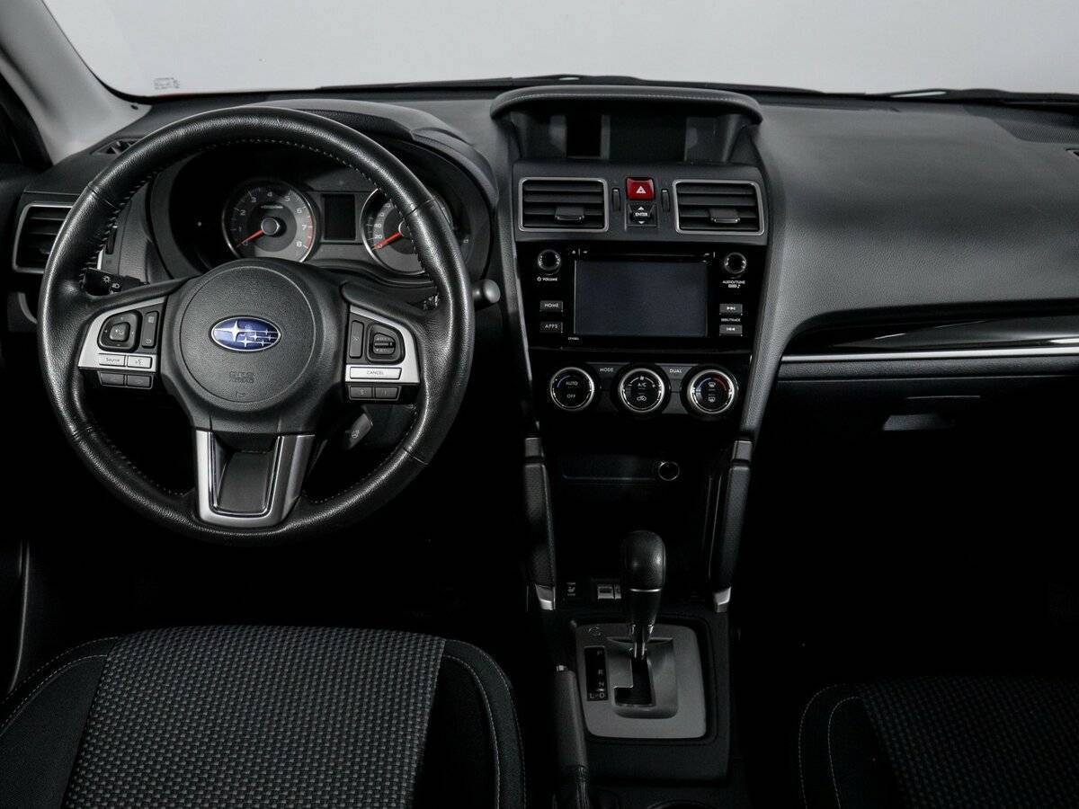 Subaru Forester 2016 года с пробегом. Фото: #11