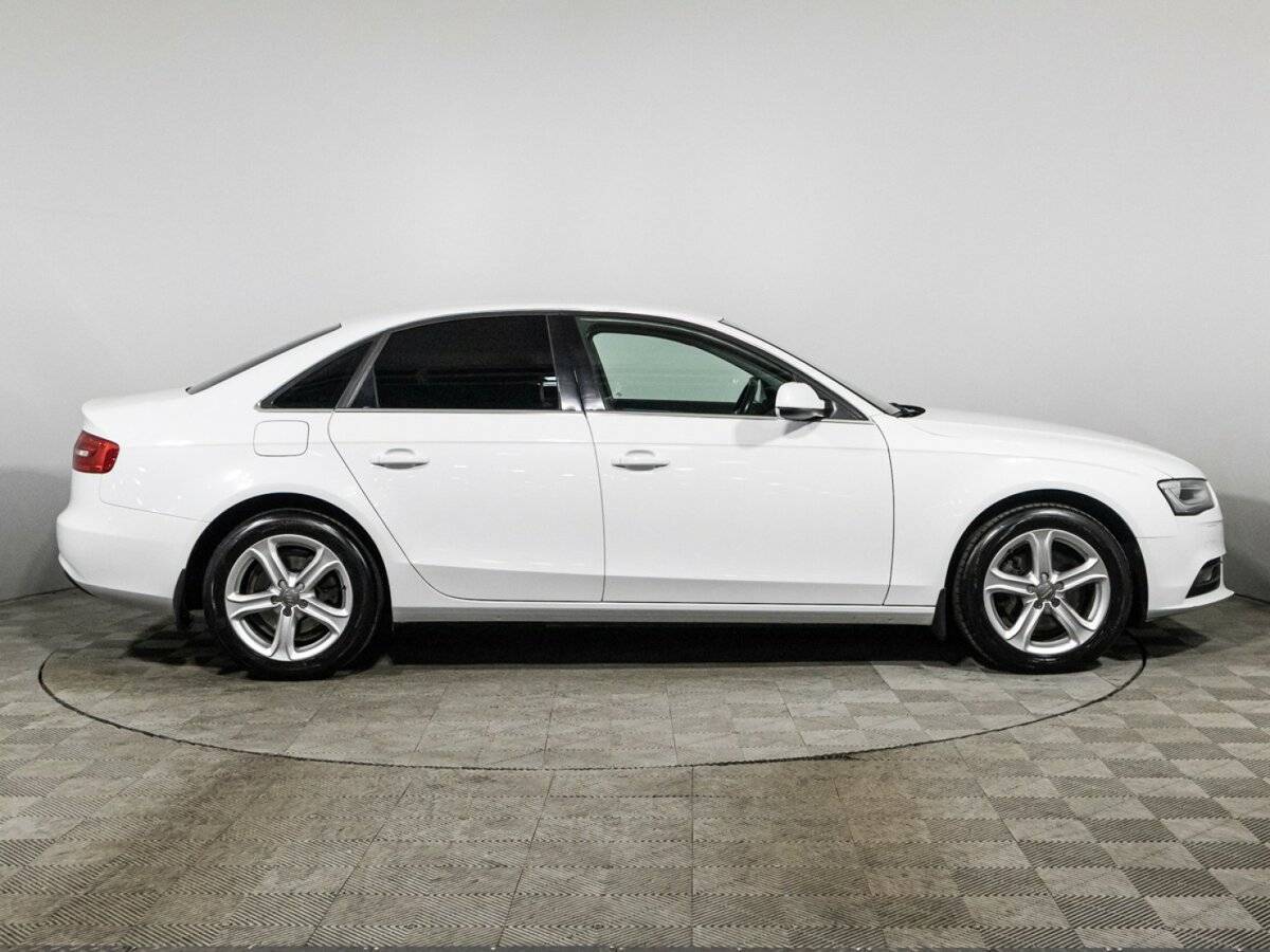 Audi A4 2014 года с пробегом. Фото: #3