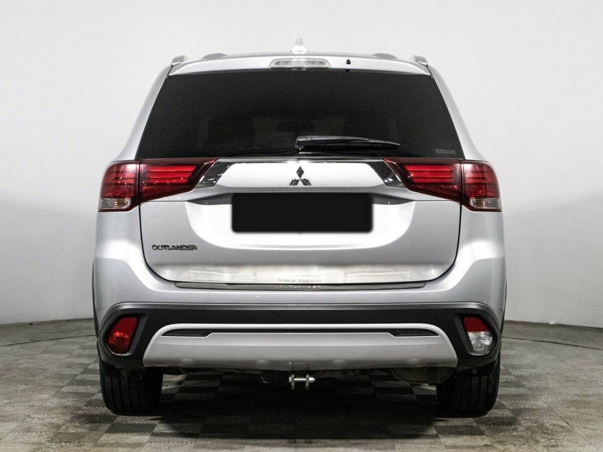 Mitsubishi Outlander 2020 года с пробегом. Фото: #4