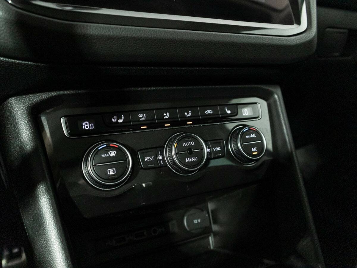 Volkswagen Tiguan 2019 года с пробегом. Фото: #19