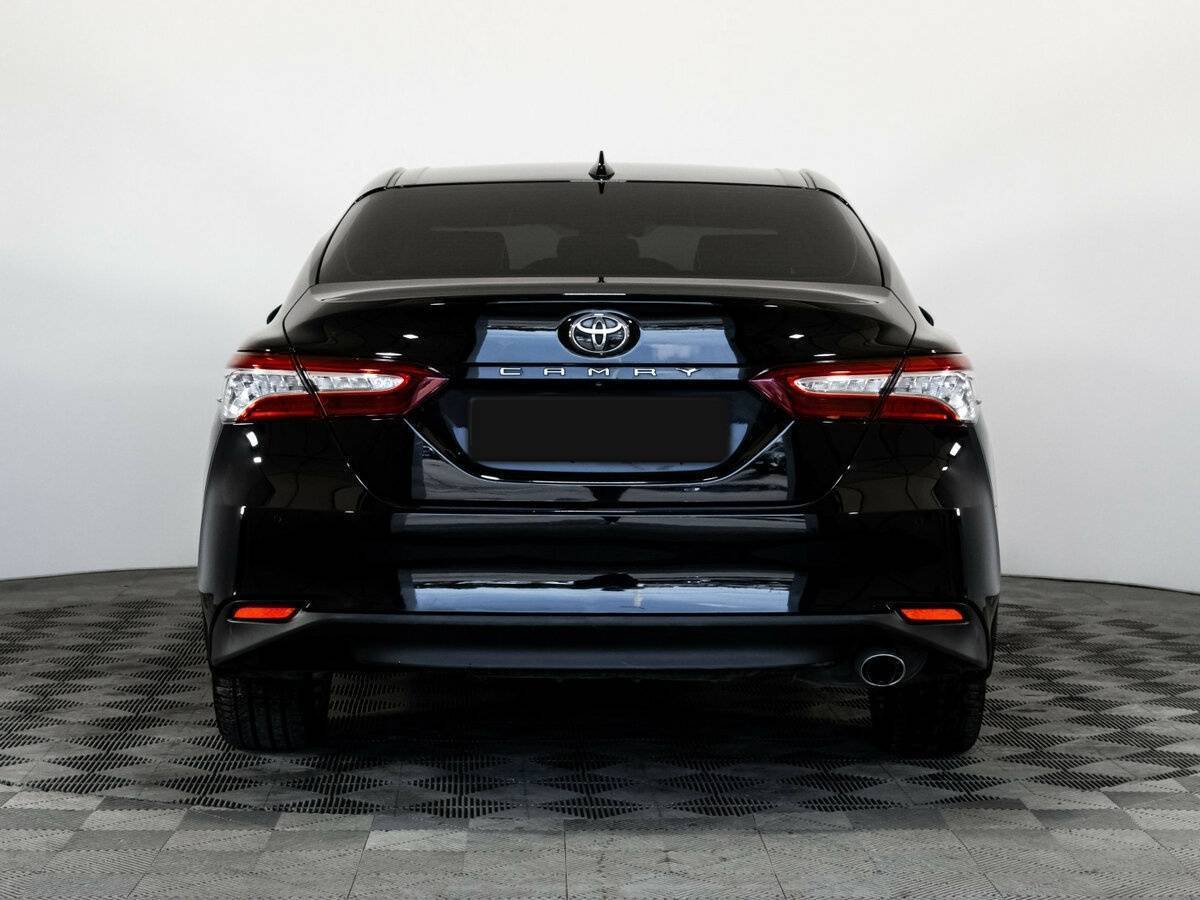 Toyota Camry 2019 года с пробегом. Фото: #5