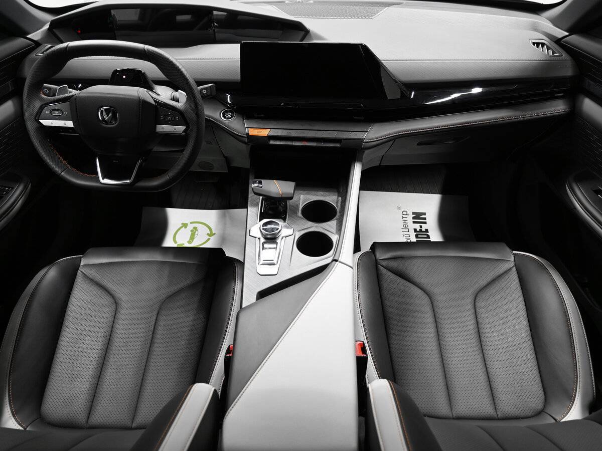 Changan UNI-V 2023 года с пробегом. Фото: #9