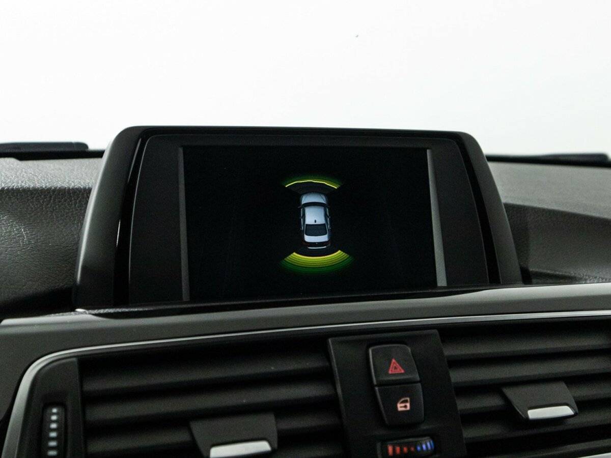 BMW 3 серии 2017 года с пробегом. Фото: #14