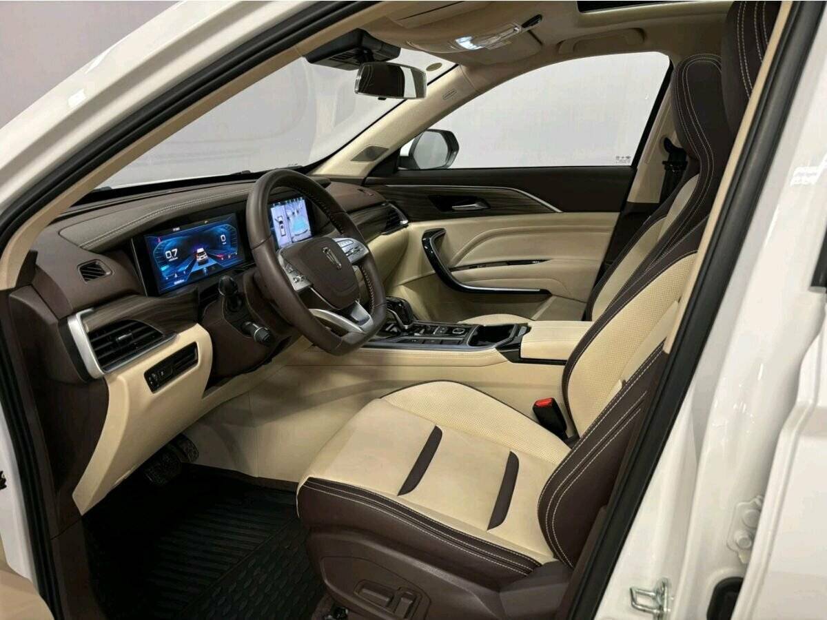 FAW Bestune T77 2023 года с пробегом. Фото: #8