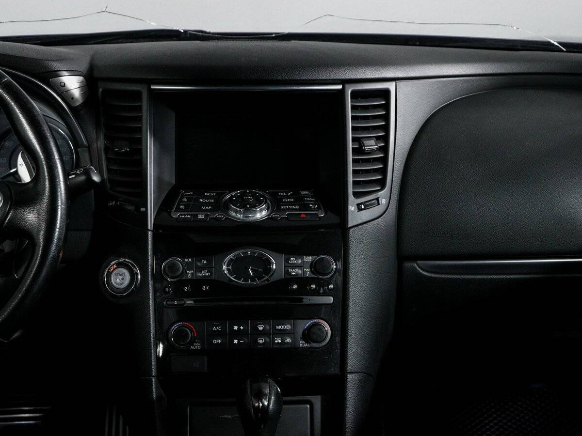 Infiniti FX 2012 года с пробегом. Фото: #12