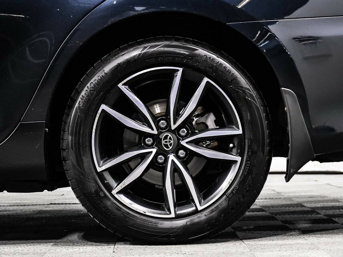 Toyota Camry 2017 года с пробегом. Фото: #12