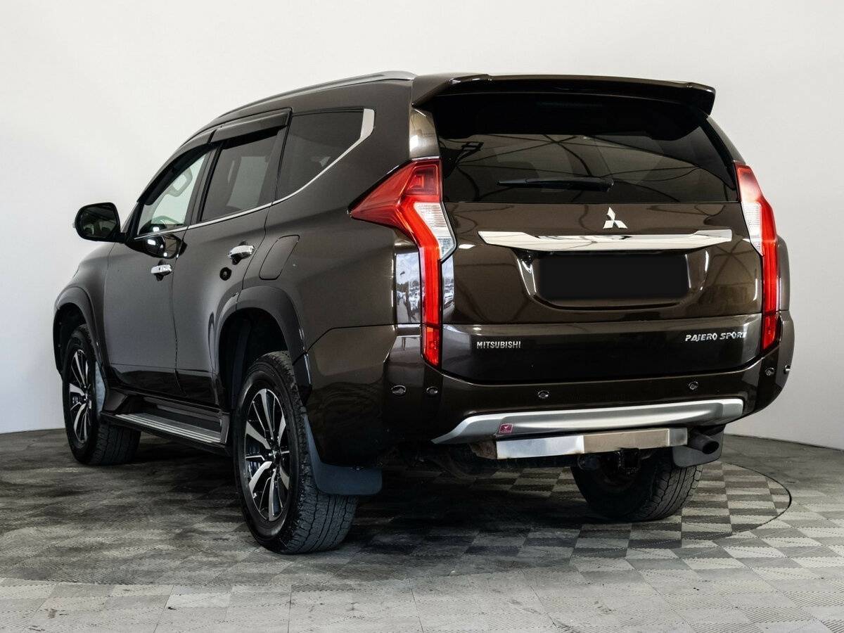 Mitsubishi Pajero Sport 2019 года с пробегом. Фото: #7