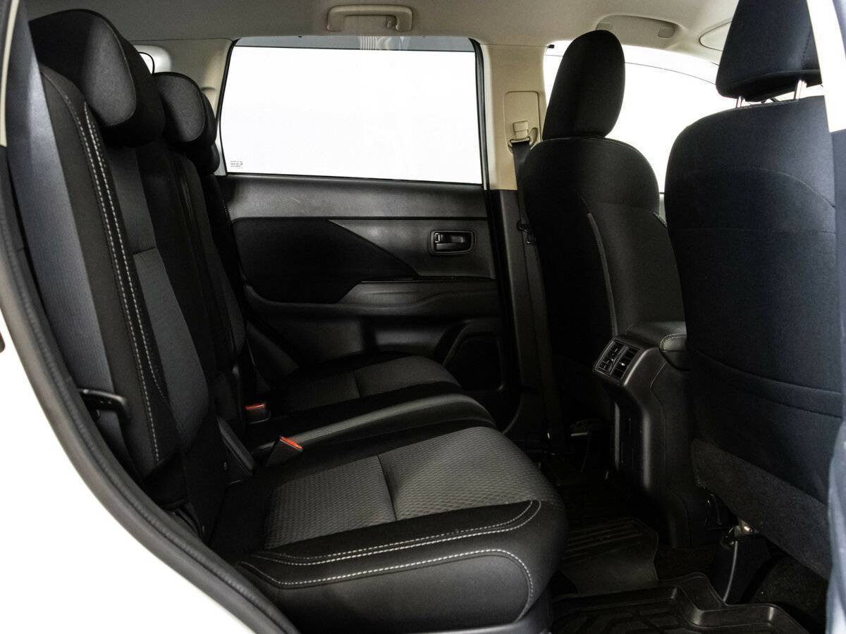 Mitsubishi Outlander 2019 года с пробегом. Фото: #15