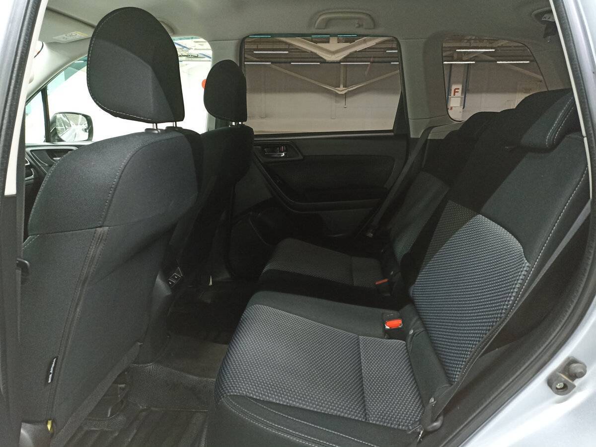 Subaru Forester 2017 года с пробегом. Фото: #11