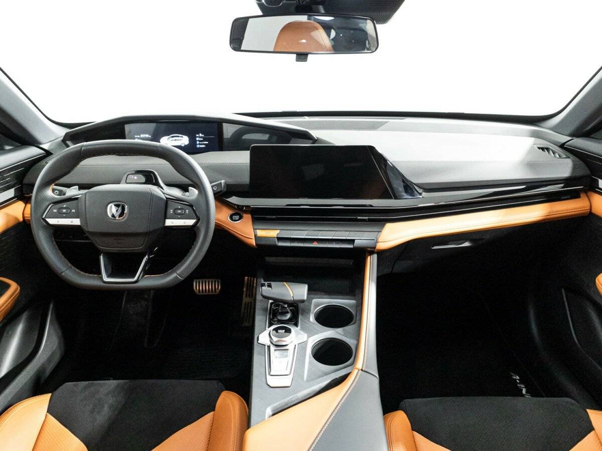 Changan UNI-V 2023 года с пробегом. Фото: #12