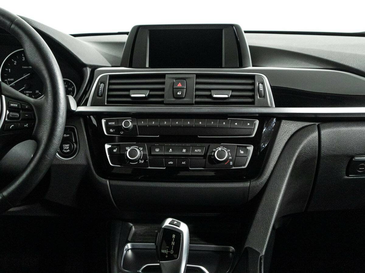 BMW 3 серии 2018 года с пробегом. Фото: #13