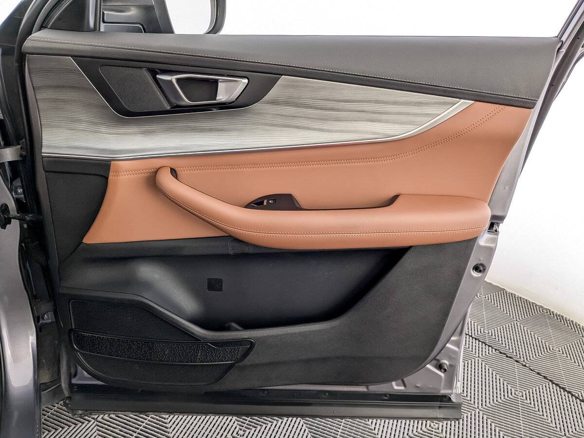 Chery Tiggo 8 Pro Max 2022 года с пробегом. Фото: #25