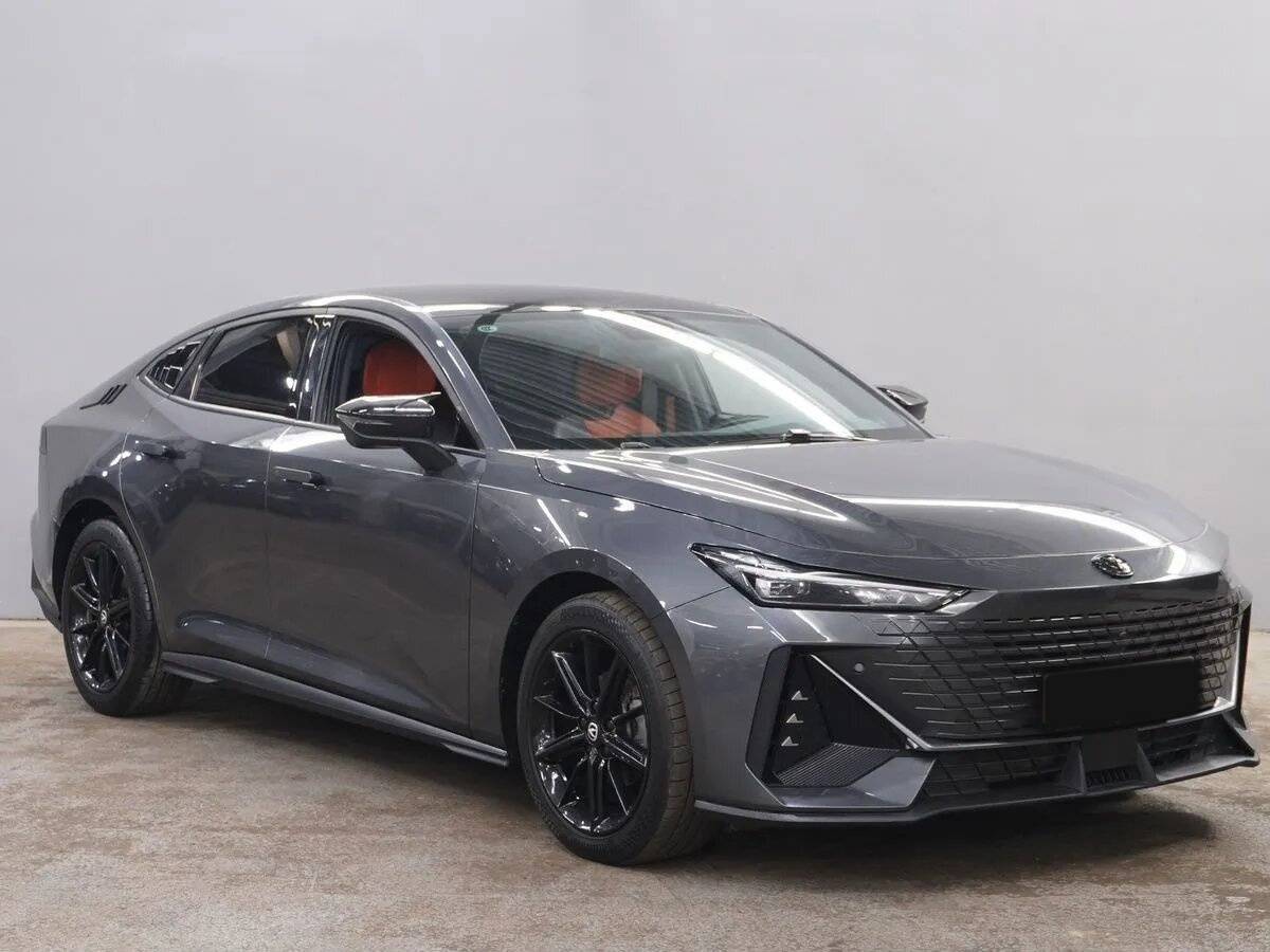 Changan UNI-V 2022 года с пробегом. Фото: #2