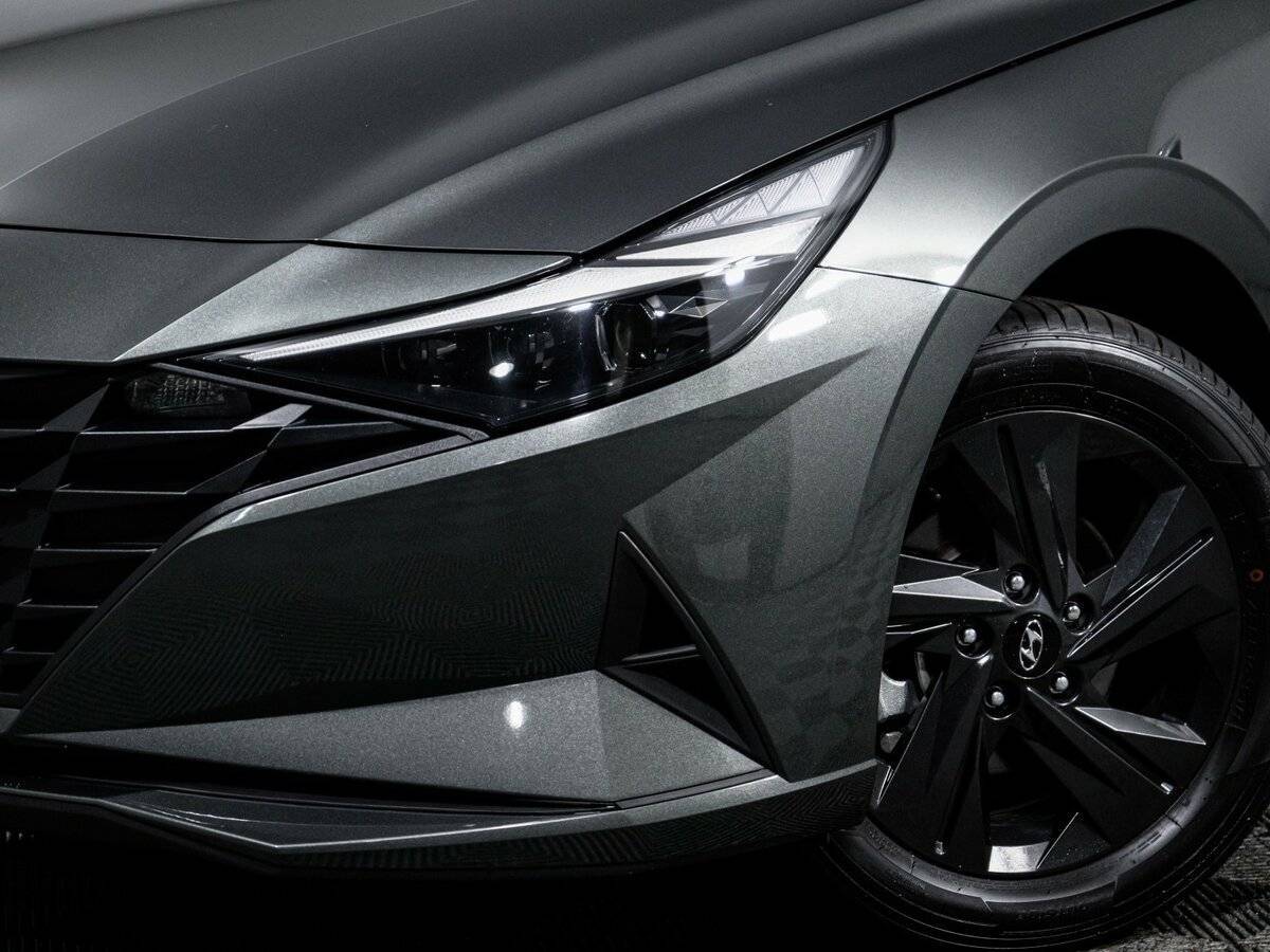 Hyundai Elantra 2021 года с пробегом. Фото: #15