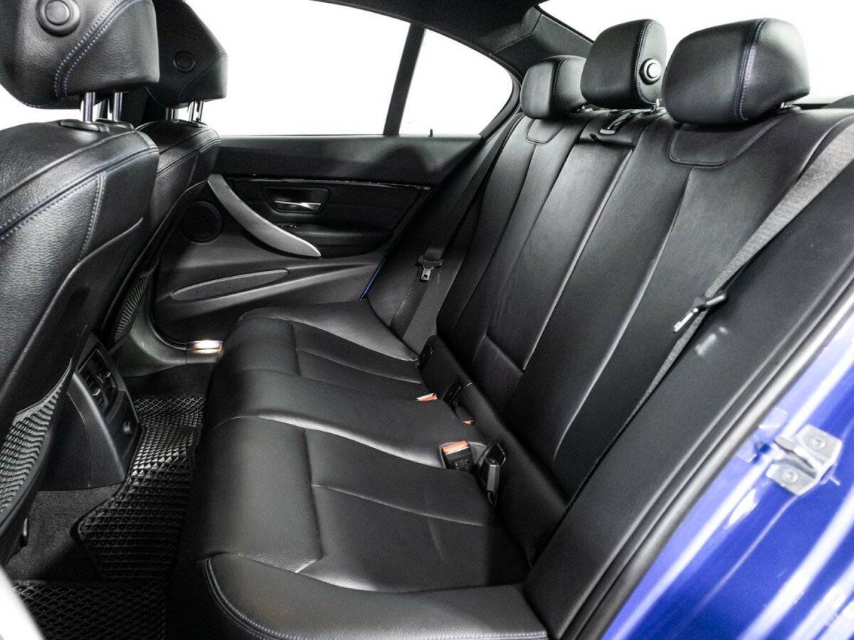BMW 3 серии 2018 года с пробегом. Фото: #9