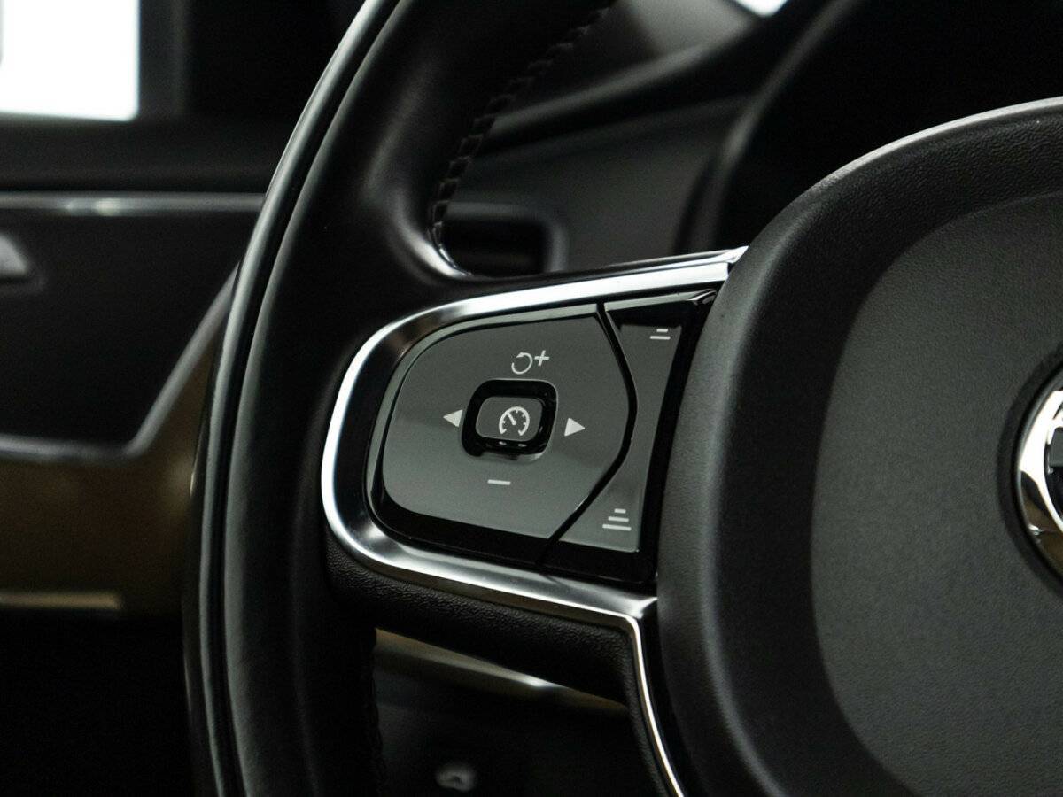 Volvo XC90 2015 года с пробегом. Фото: #21