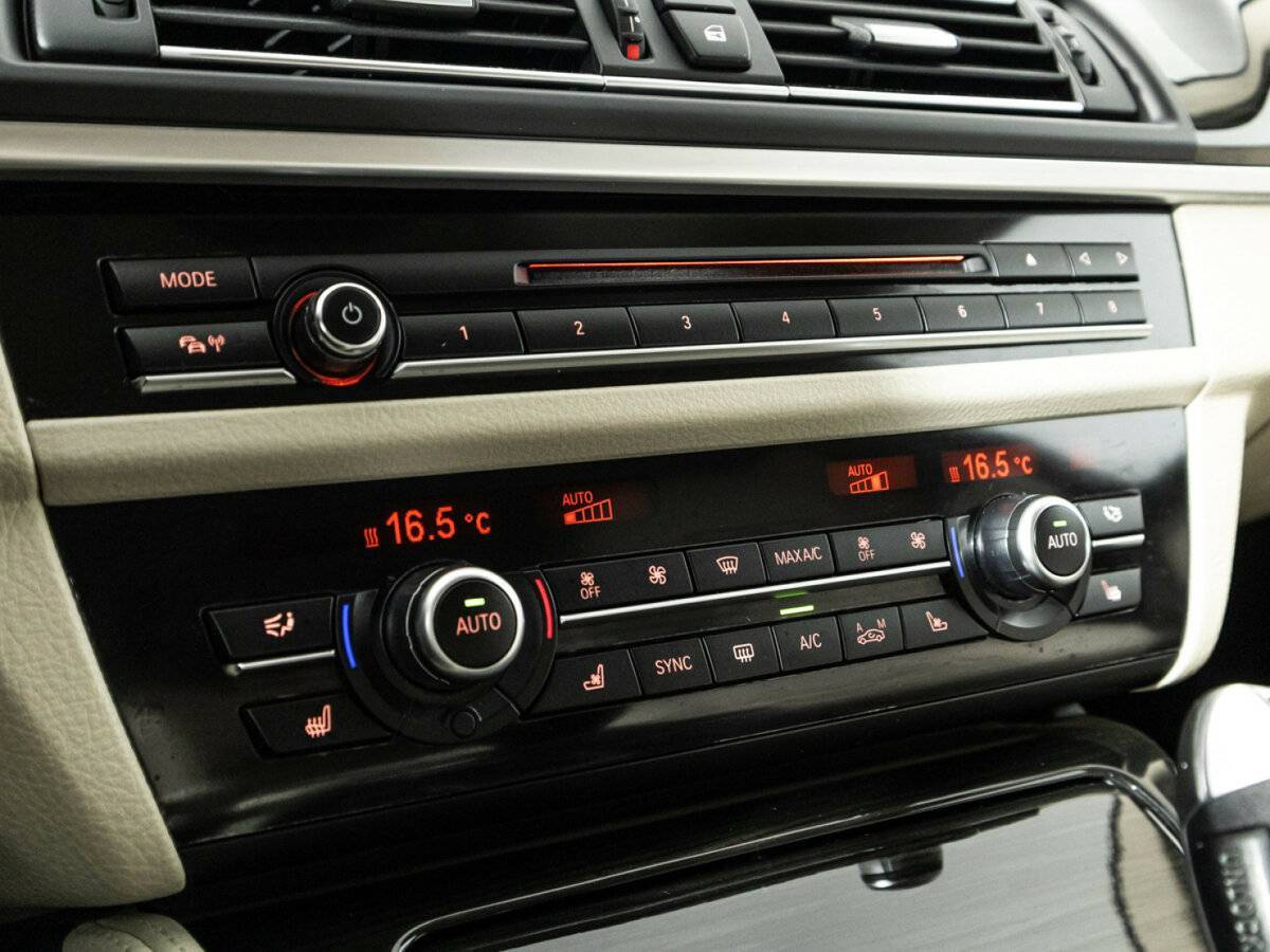 BMW 5 серии 2016 года с пробегом. Фото: #22