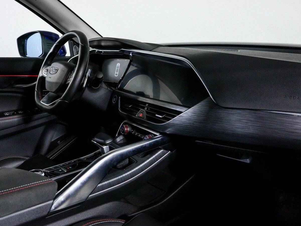 Geely Tugella 2022 года с пробегом. Фото: #8