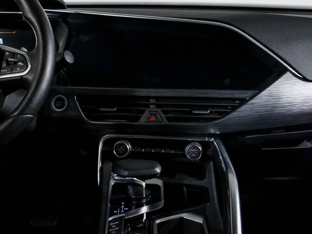 Geely Tugella 2022 года с пробегом. Фото: #12