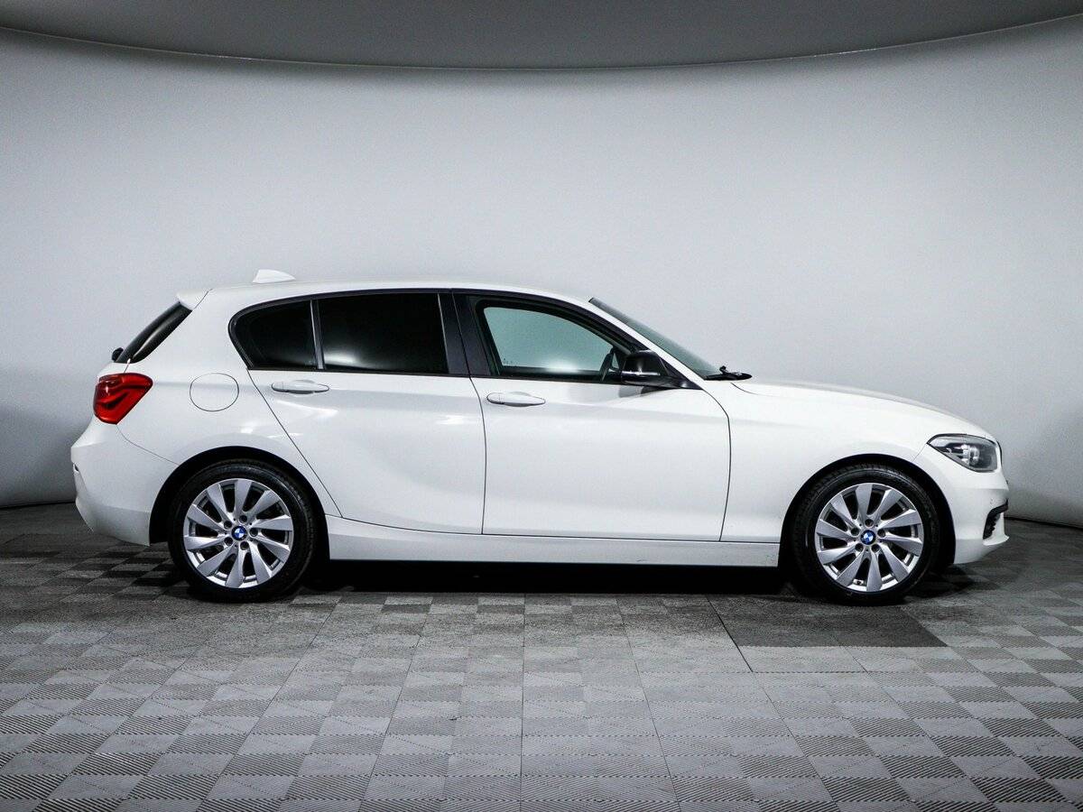 BMW 1 серии 2017 года с пробегом. Фото: #3