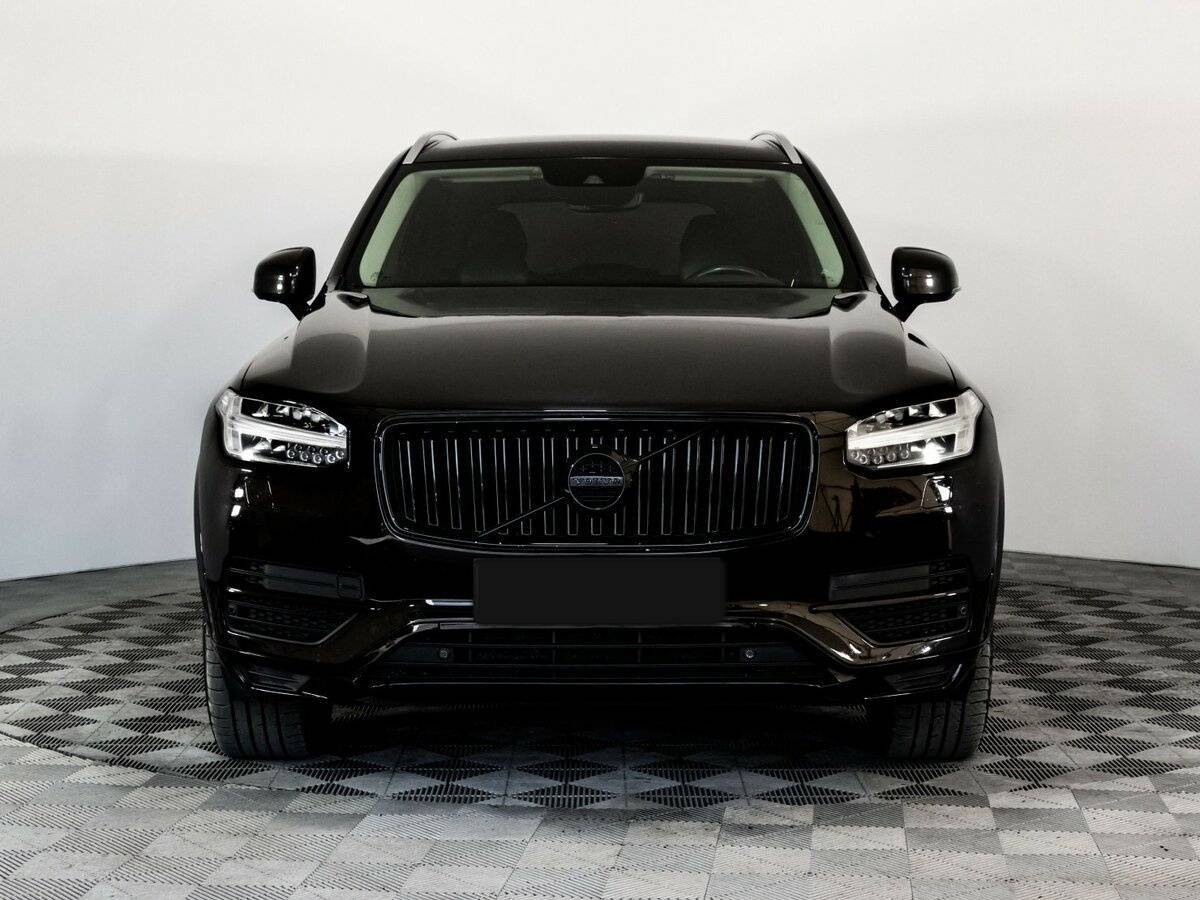 Volvo XC90 2015 года с пробегом. Фото: #1